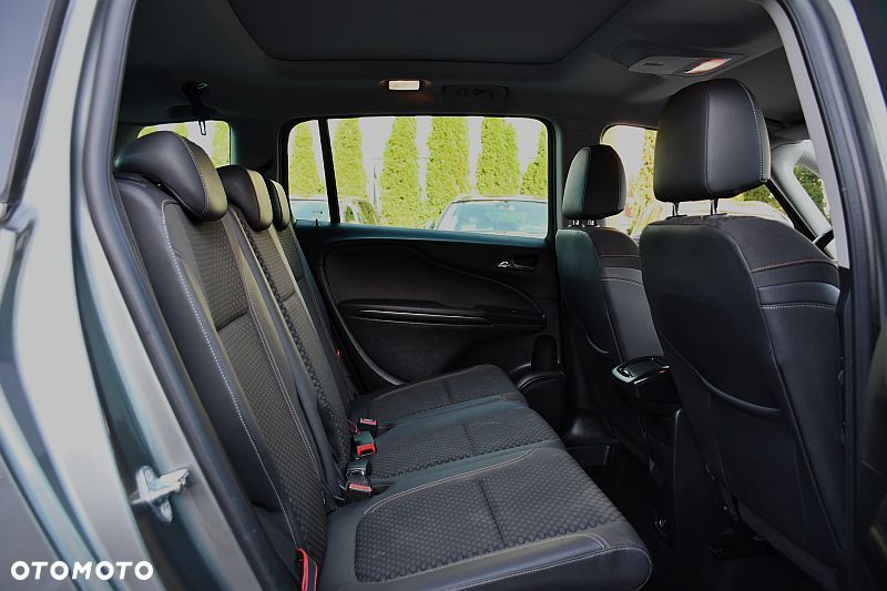 Opel Zafira Tourer 1.4 Turbo Innovation - 24