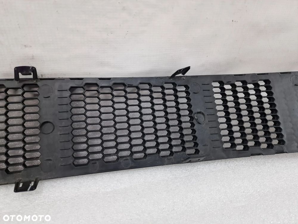 NISSAN ALMERA N16 LIFT 02- KRATKA ŚRODKOWA , NR 62254BN700 / 9555M010 , NR AUKCJI KR523 - 15