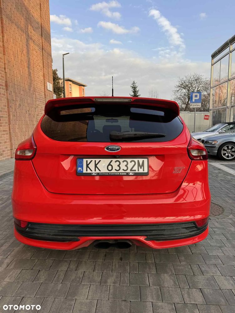 Ford Focus 2.0 EcoBoost ST - 6