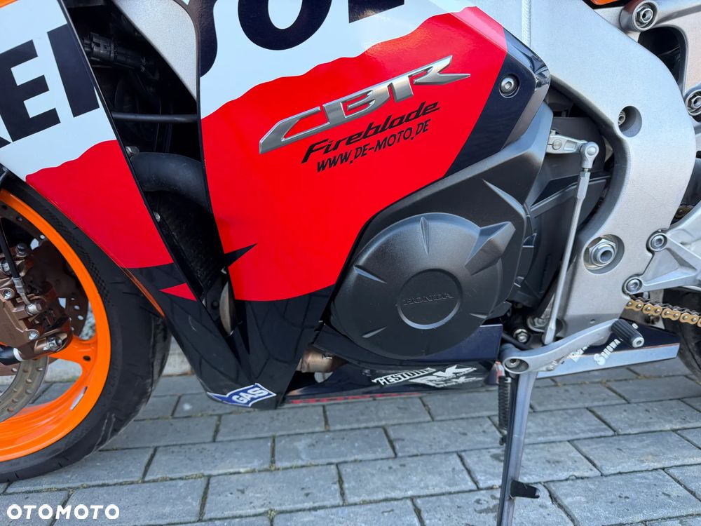 Honda CBR - 32