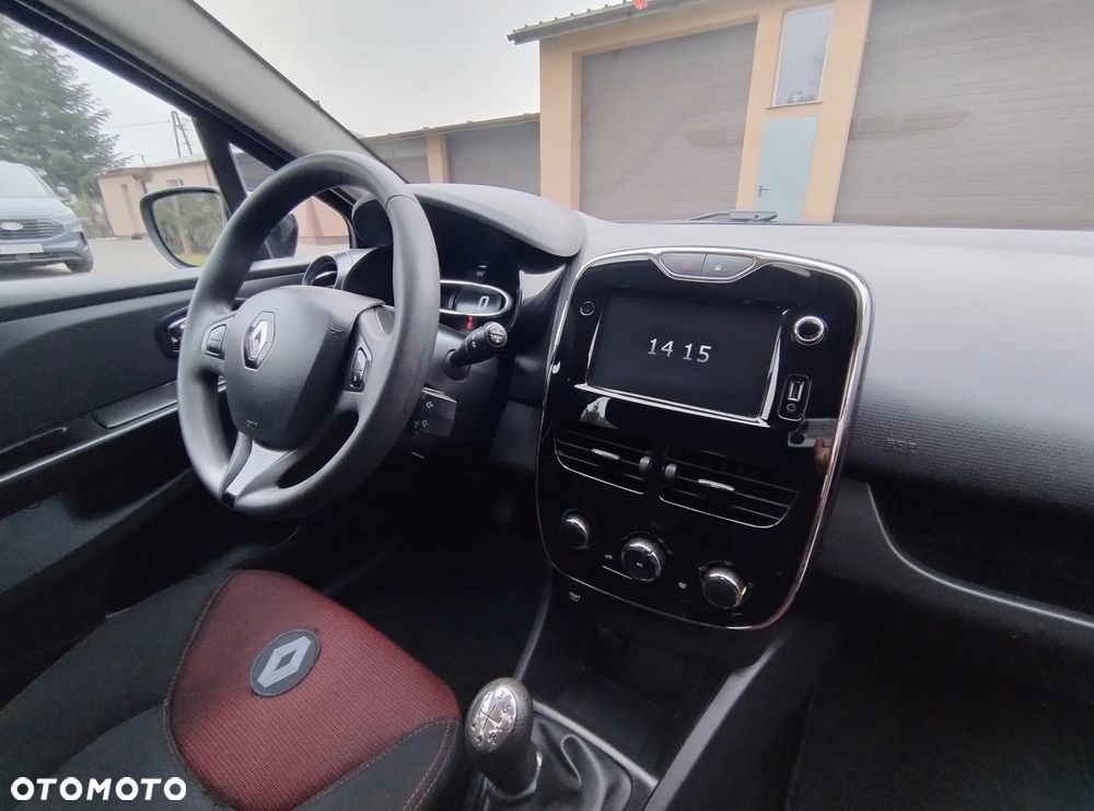 Renault Clio 1.2 16V 75 Experience - 33