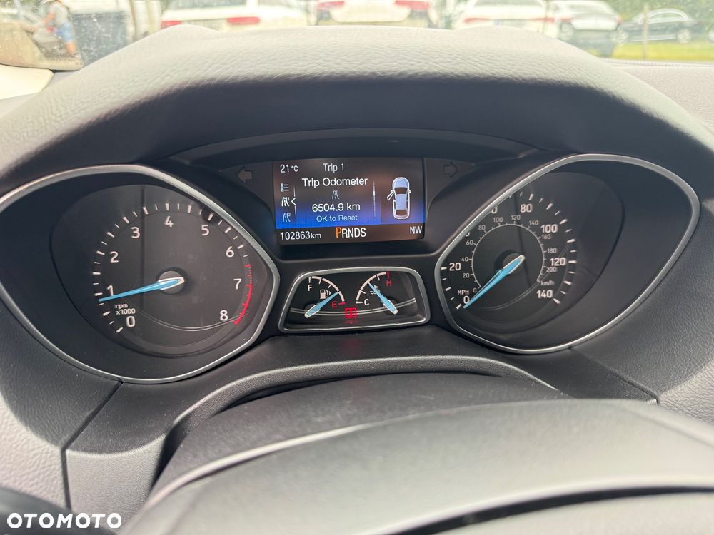 Ford Focus - 27