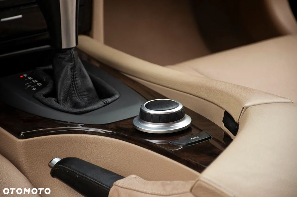 BMW Seria 5 520d Edition Fleet - 14