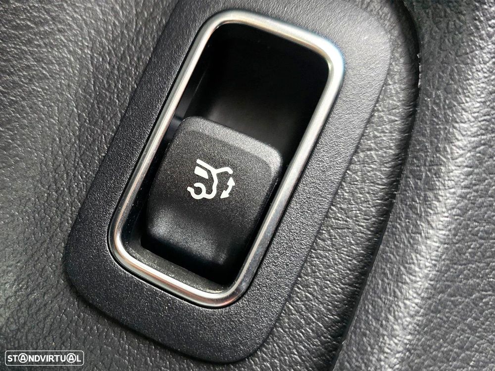 Mercedes-Benz CLA 180 - 11