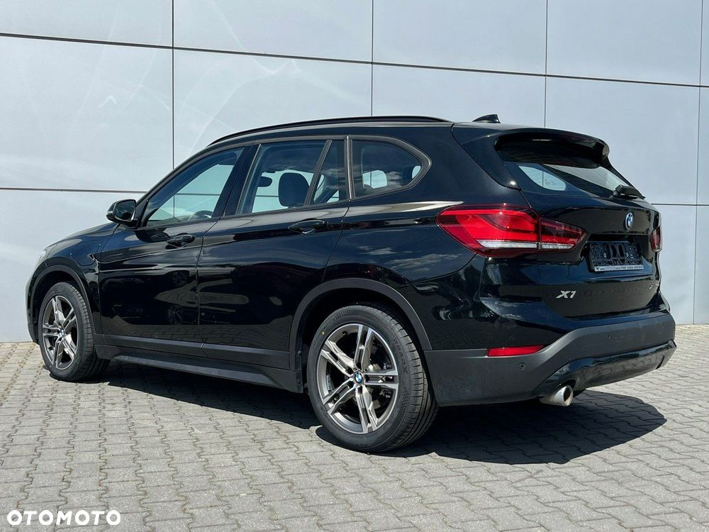 BMW X1 xDrive25e Advantage - 11