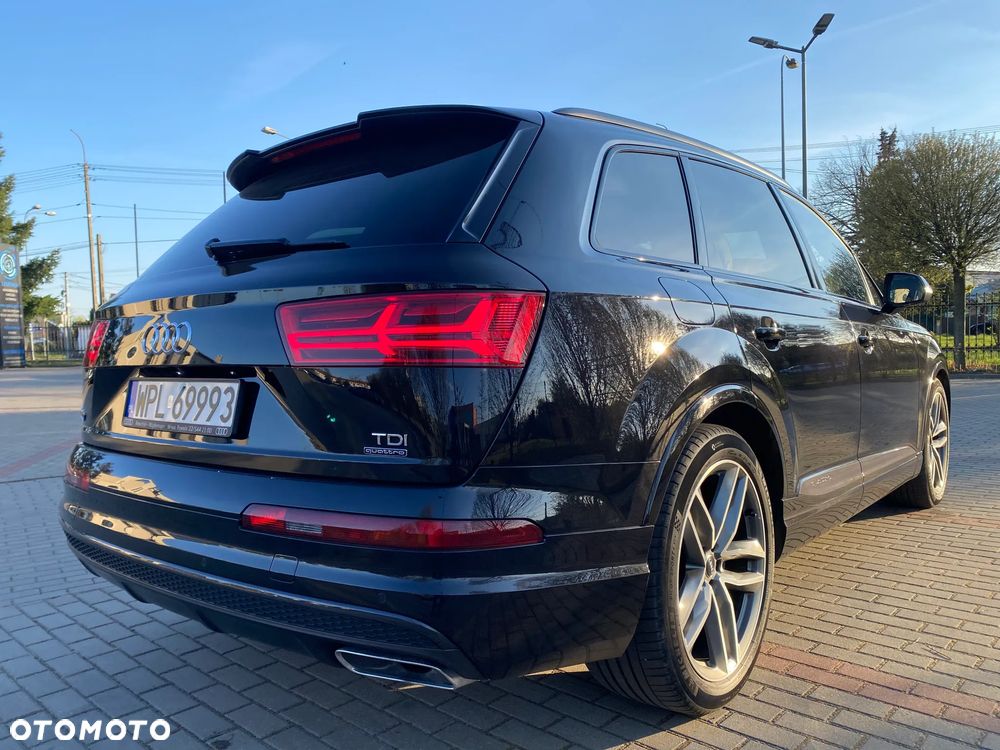 Audi Q7 - 9