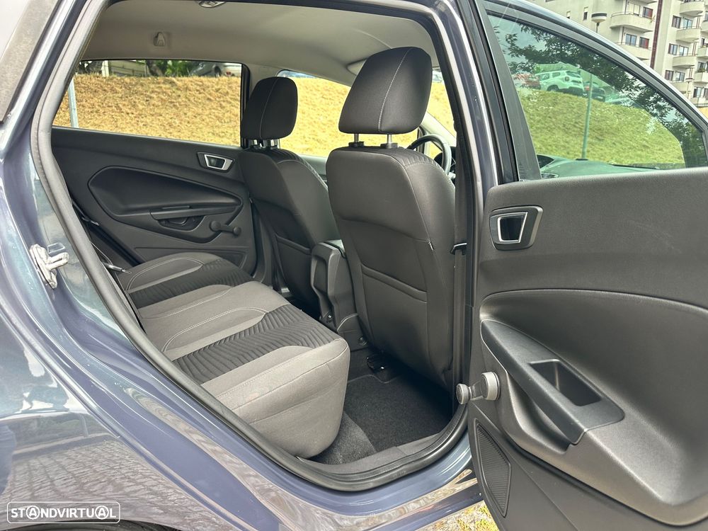 Ford Fiesta 1.0 Ti-VCT Titanium - 27