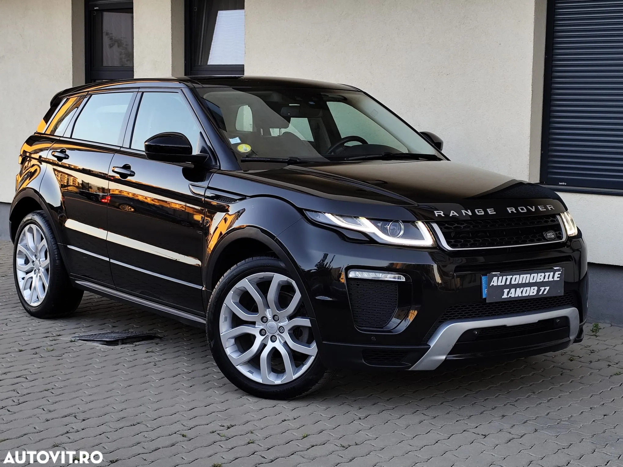 Land Rover Range Rover Evoque - 2