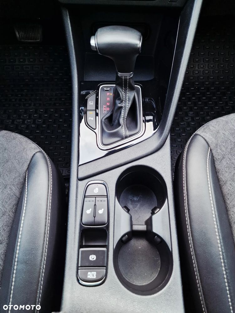Kia Niro 1.6 GDI Hybrid L Business Line - 20