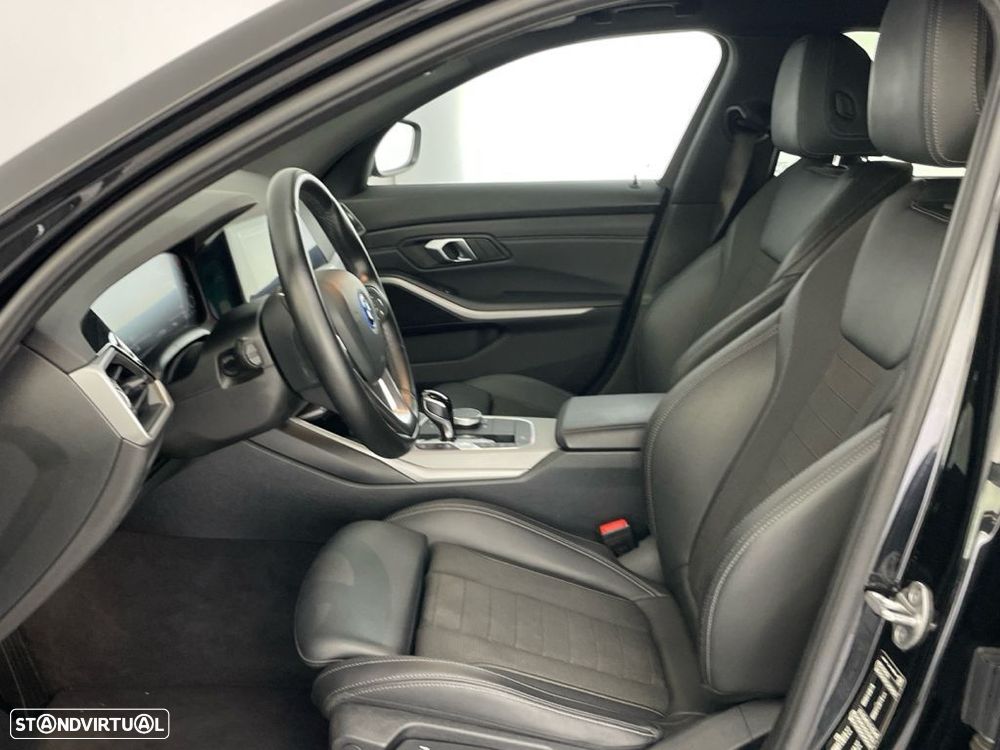 BMW 320 e Auto — fotografia 11