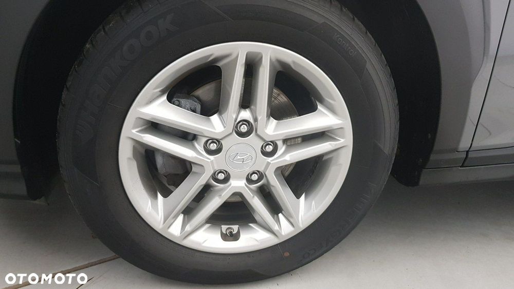 Hyundai Kona - 9