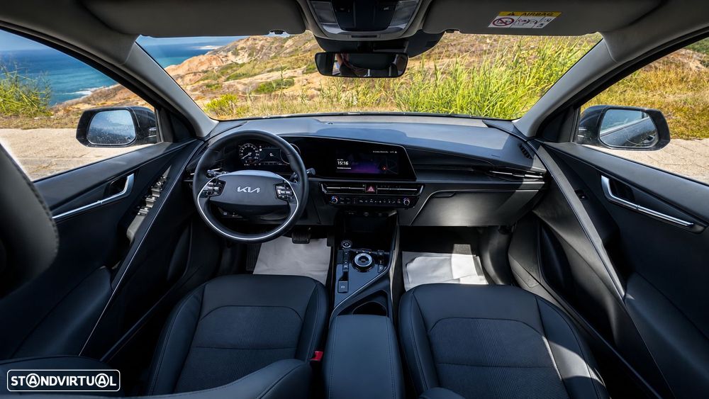 Kia Niro EV 64kWh Drive - 13
