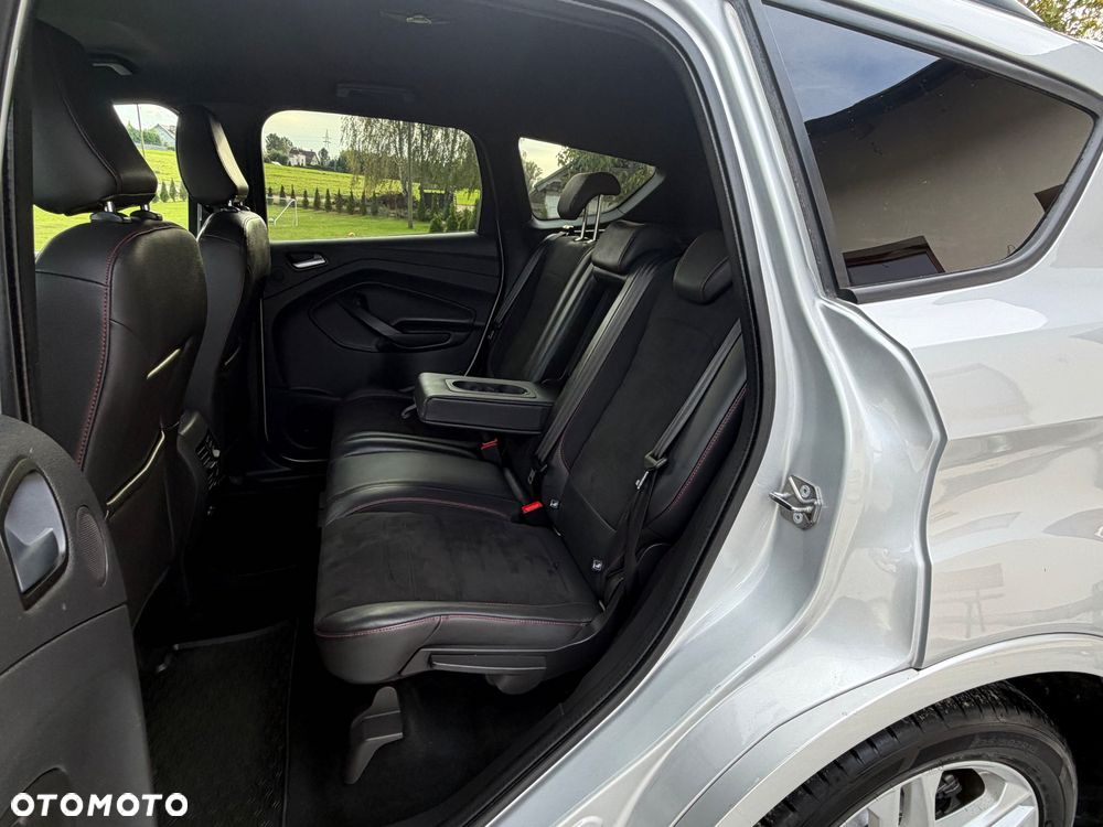 Ford Kuga - 16