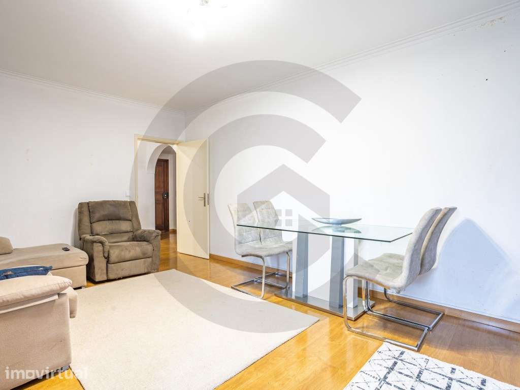 Apartamento T2 Tapada de Mercês - Grande imagem: 2/10