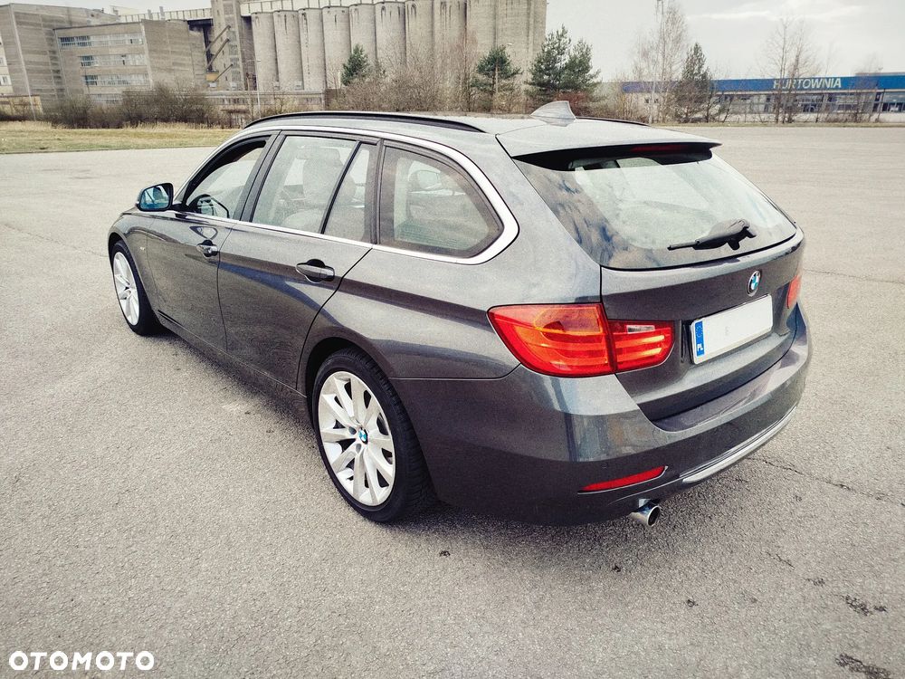 BMW Seria 3 318d Blue Performance Luxury Line - 4