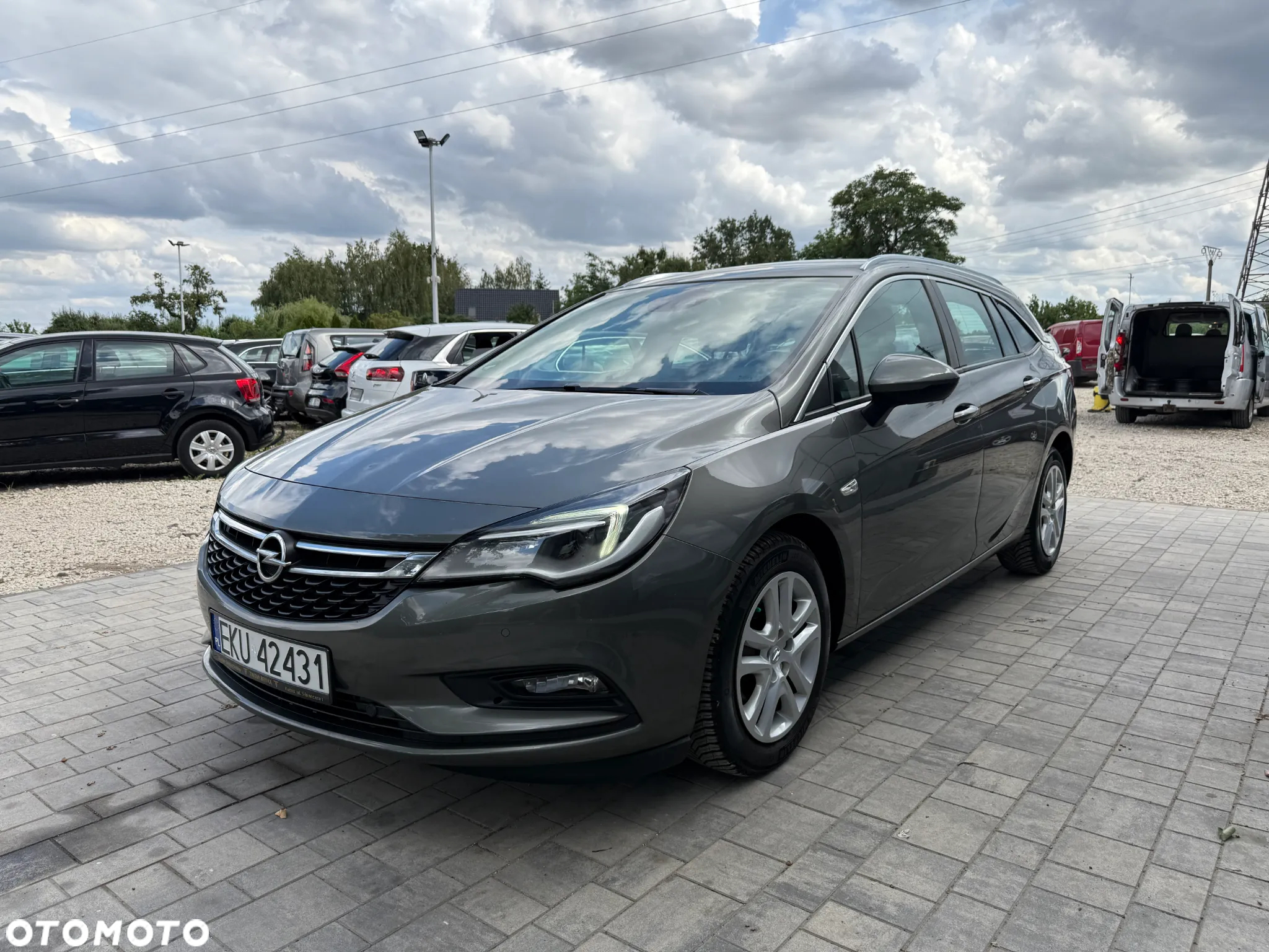 Opel Astra 1.6 CDTI Active - 13