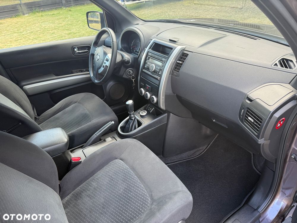 Nissan X-Trail 2.0 dCi XE - 9