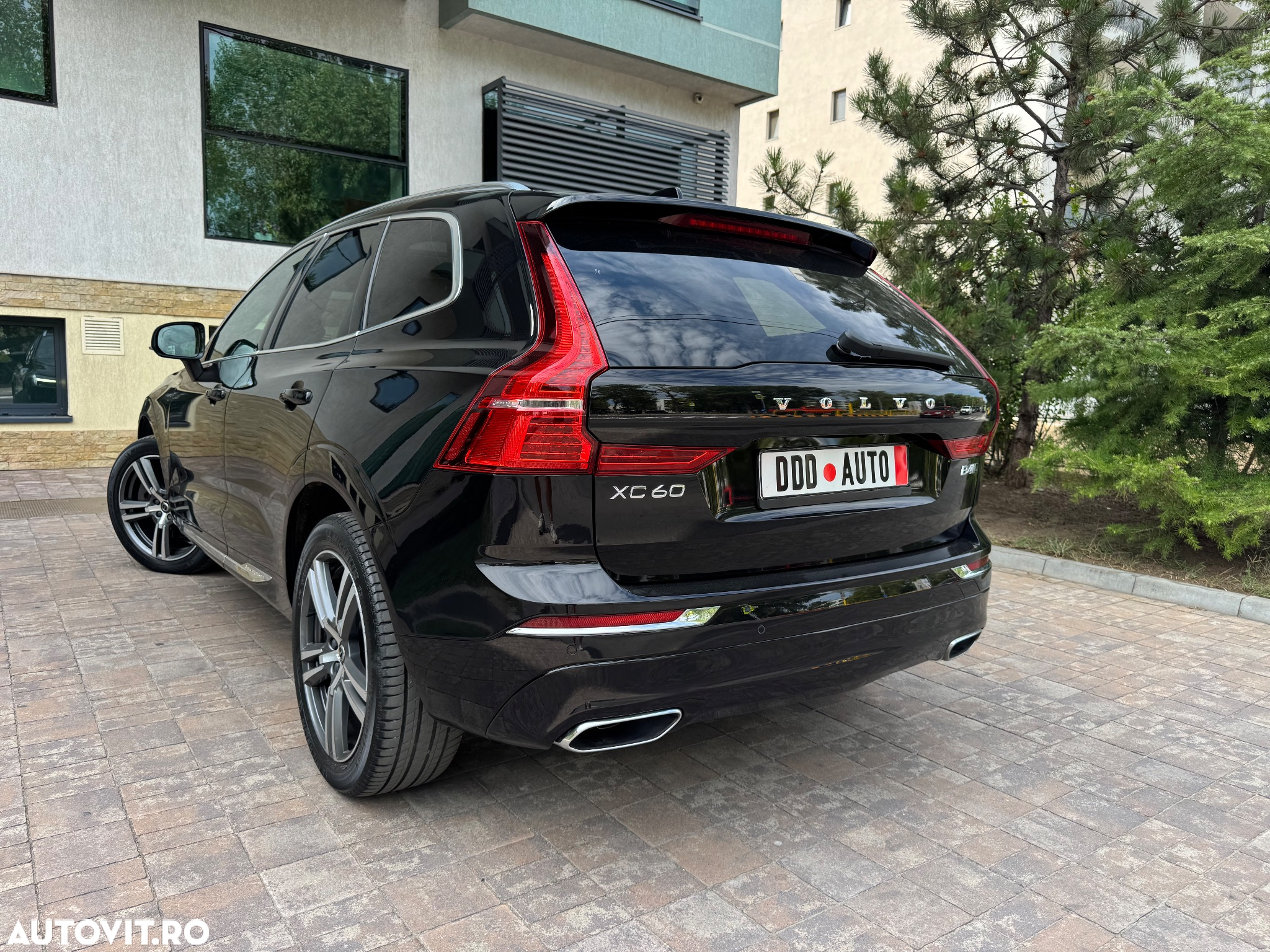 Volvo XC 60 B4 D AWD Geartronic Inscription - 24