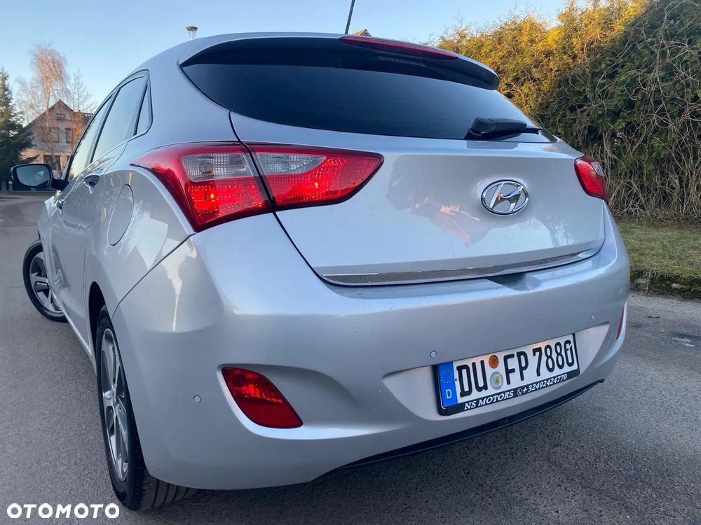 Hyundai i30 1.6 CRDI Trend - 14