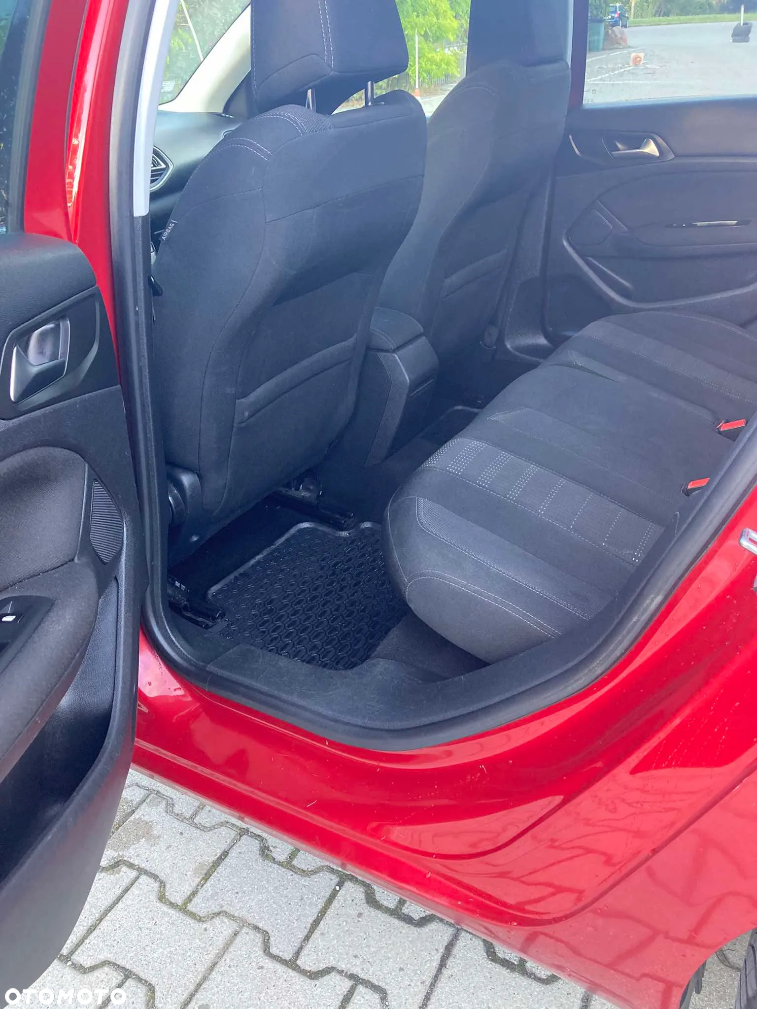 Peugeot 308 SW 2.0 BlueHDi Allure S&S - 10