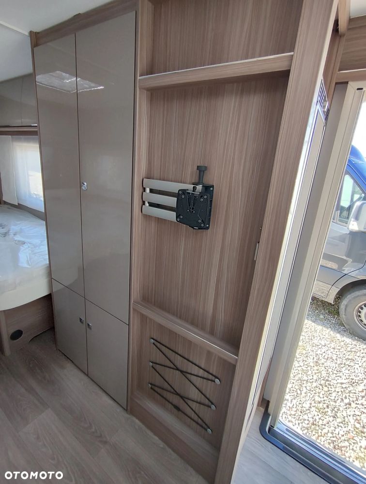 Fendt Tendenza 560 SG - 9