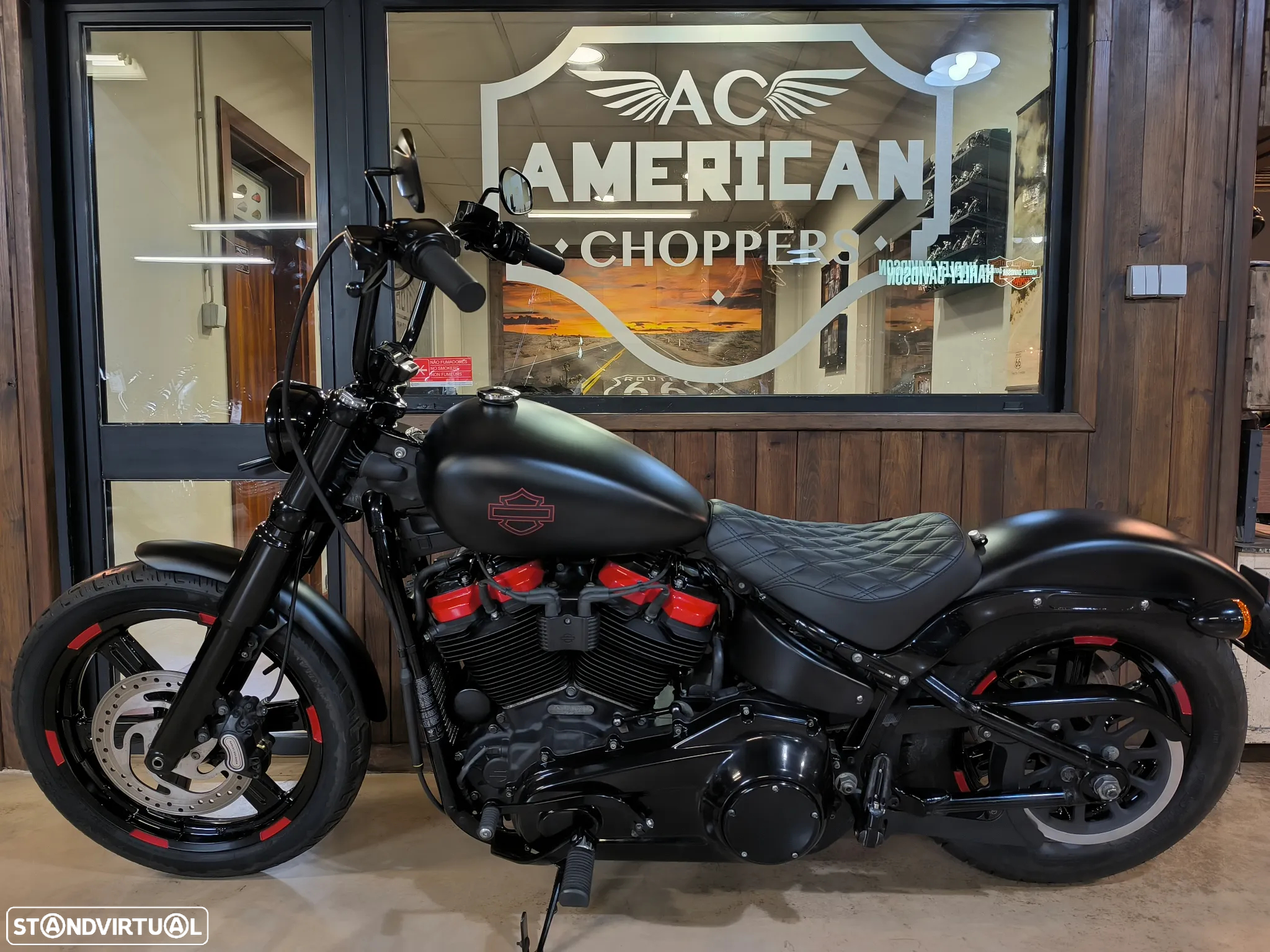 Harley-Davidson Softail FXST Custom - 14