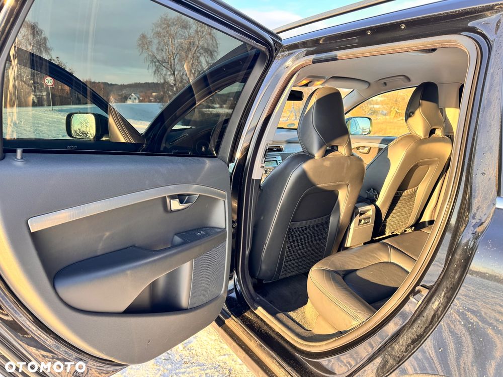 Volvo XC 70 - 9