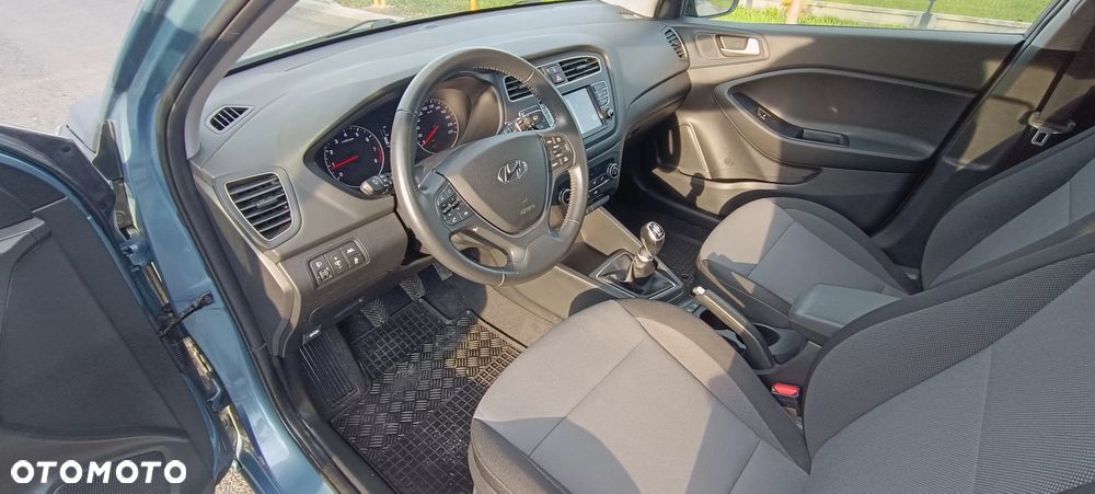 Hyundai i20 - 9