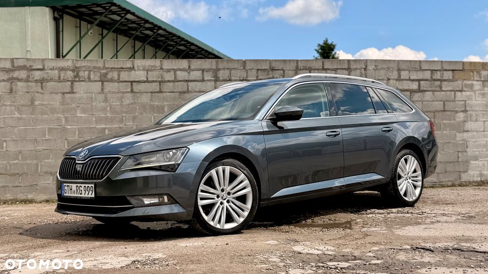 Skoda Superb 2.0 TDI Premium Edition - 8