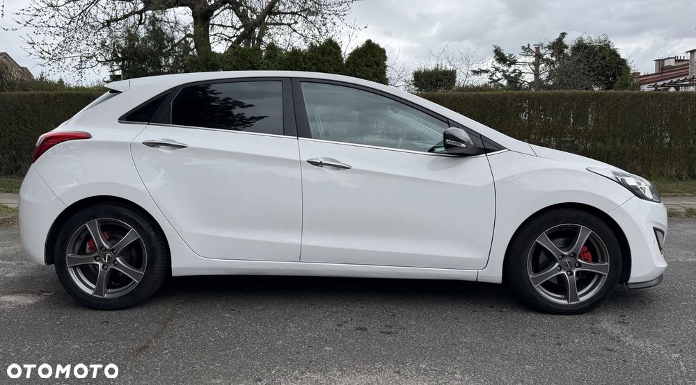 Hyundai i30 1.6 GDI Premium - 8