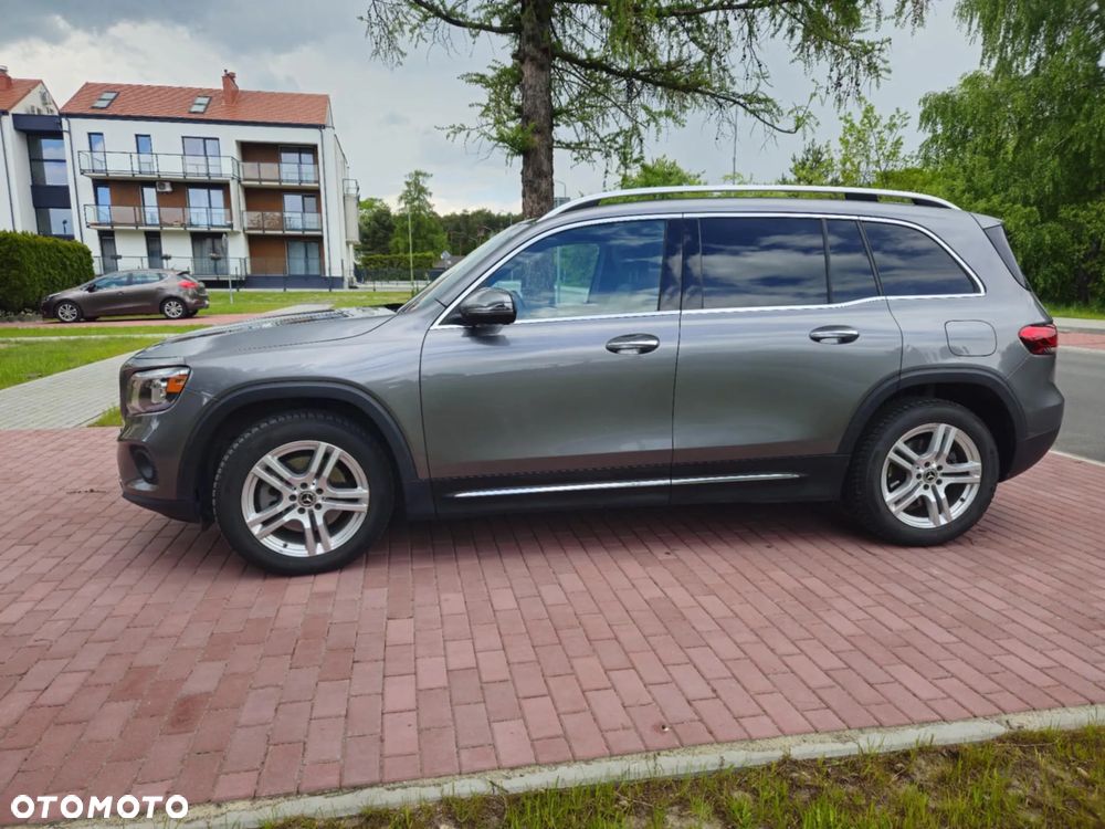 Mercedes-Benz GLB - 4