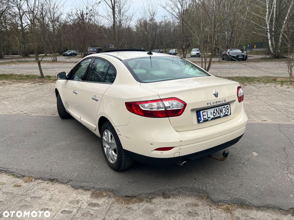 Renault Fluence 2.0 16V Privilege - 9