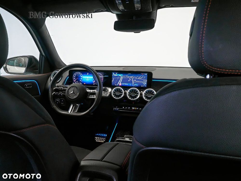 Mercedes-Benz GLB 200 mHEV AMG Line 7G-DCT - 16