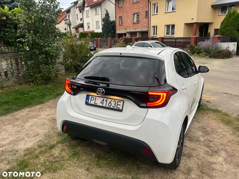 Toyota Yaris 1.5 Comfort - 4