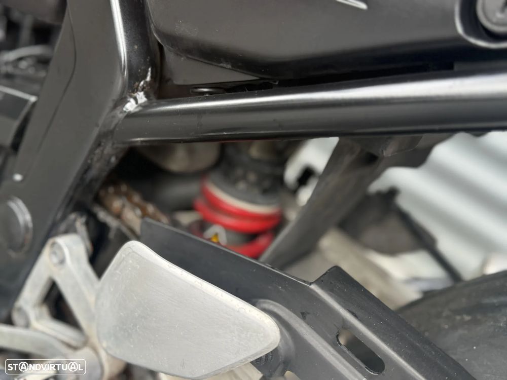 Yamaha FZS FAZER 600 C/ EXTRAS - 12