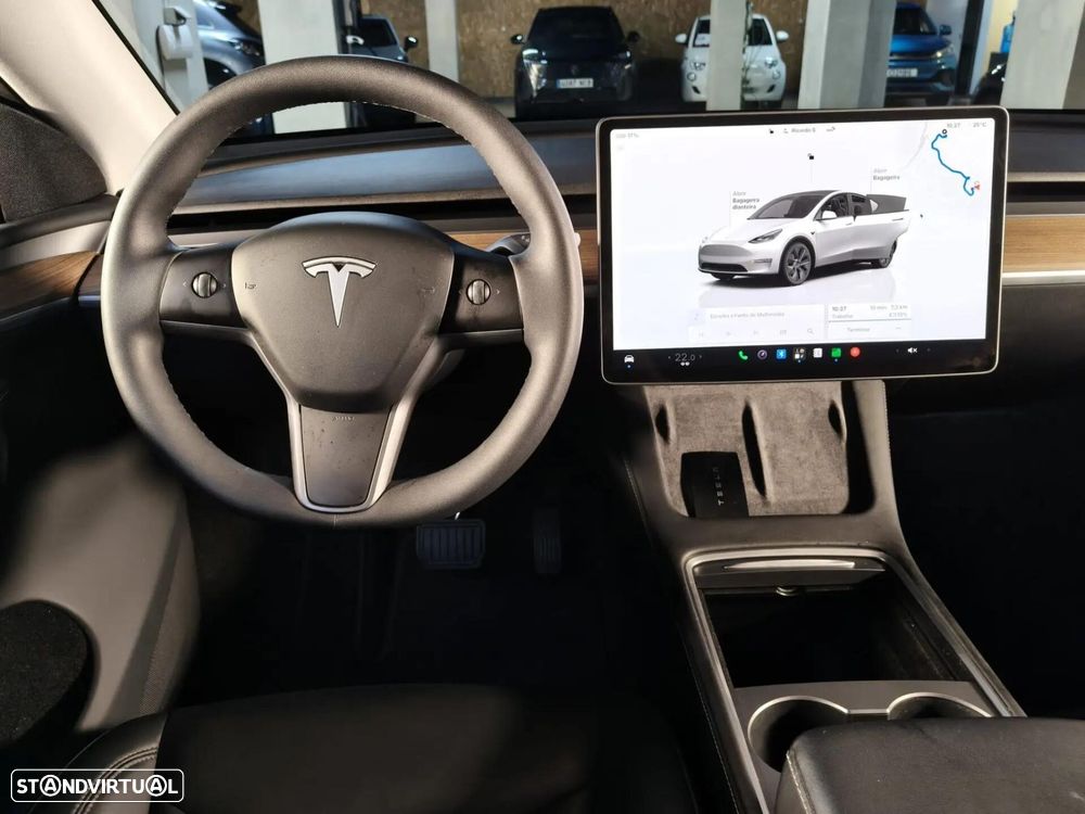 Tesla Model Y RWD - 34