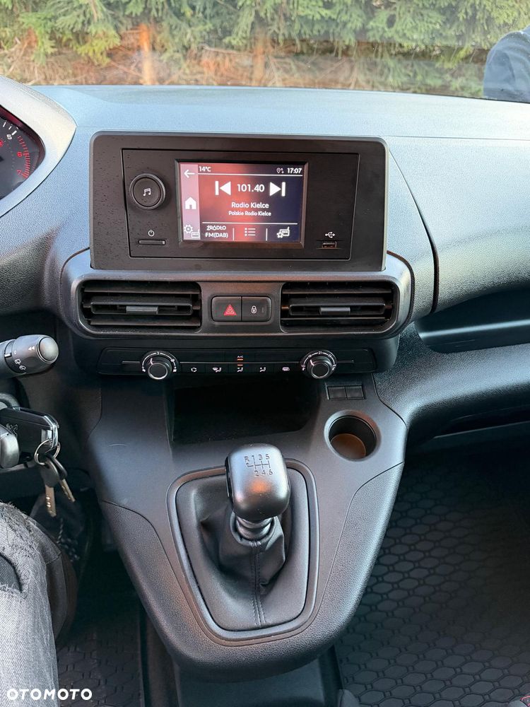 Peugeot Partner K9 - 13