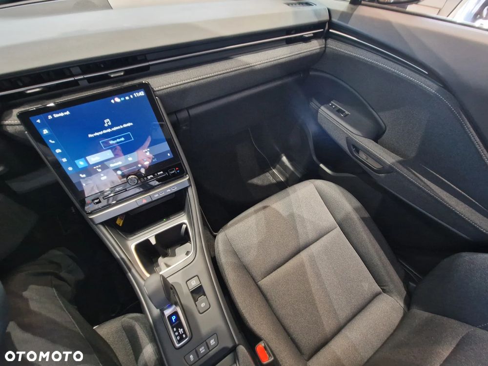 Lexus LBX 1.5 Hybrid - 13