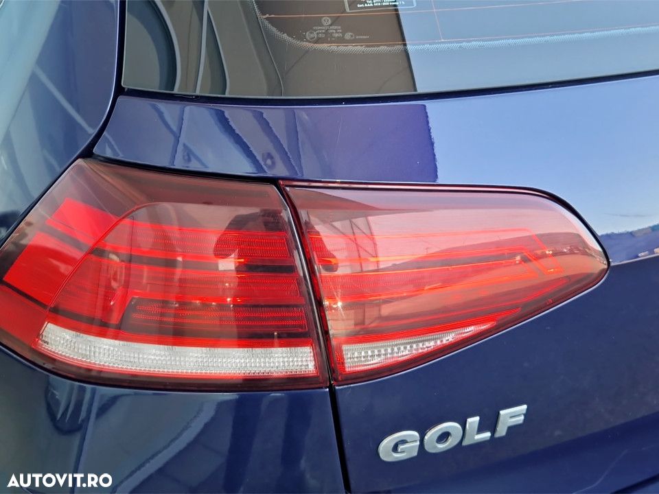 Volkswagen Golf 1.6 TDI DSG Highline - 11