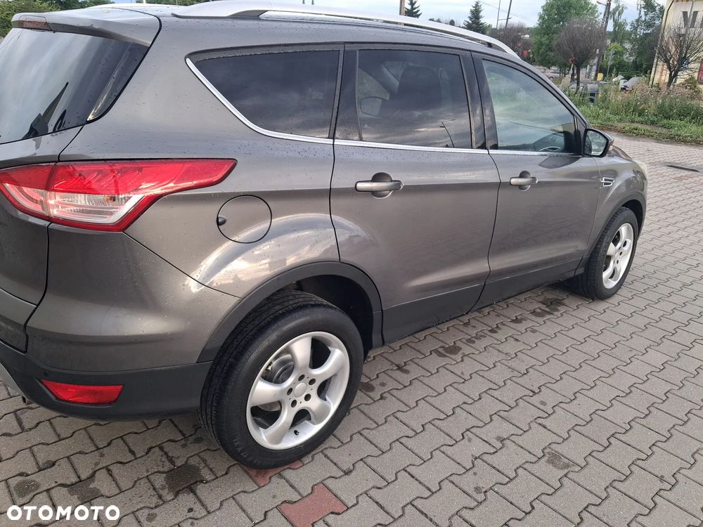 Ford Kuga 2.0 TDCi Titanium - 14