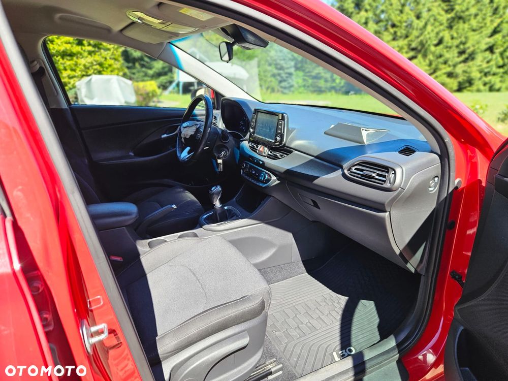 Hyundai i30 1.6 D Comfort - 21