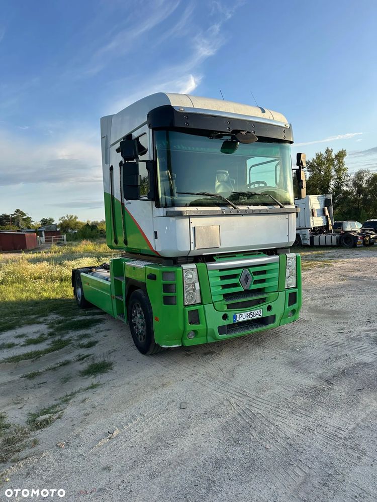 Renault MAGNUM - 6