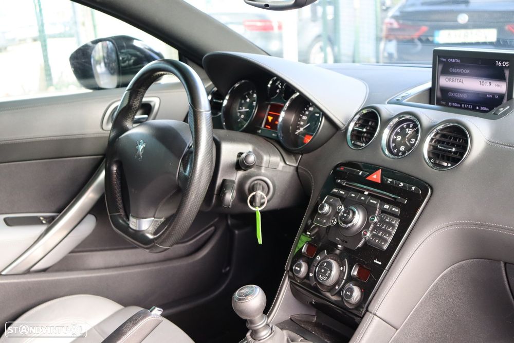 Peugeot RCZ 1.6 THP - 13