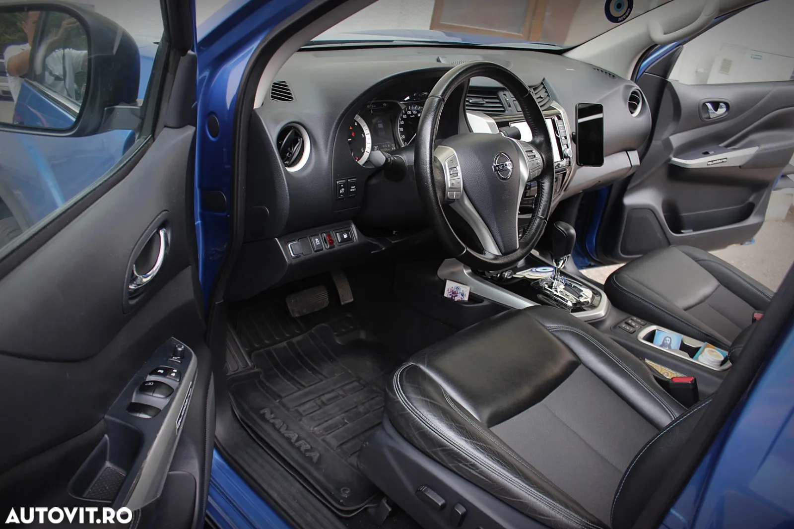 Nissan Navara 2.3 dCi Bi Turbo Double Cab N-Connecta Aut. - 4