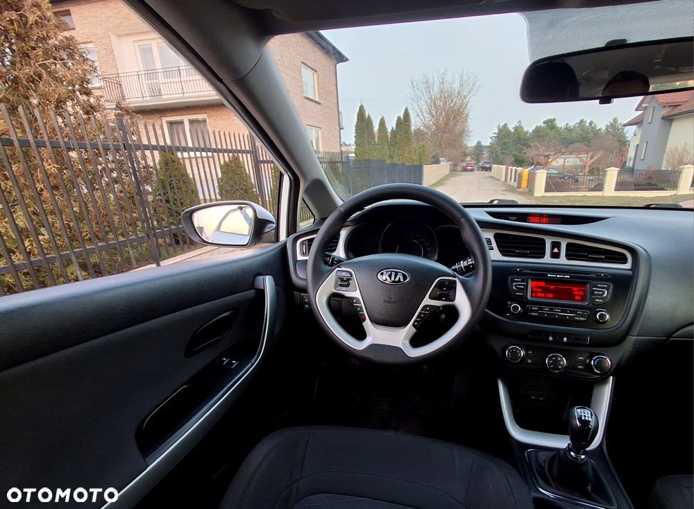 Kia Ceed 1.6 CRDi L - 19