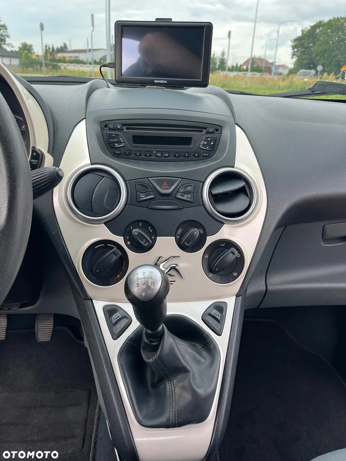 Ford KA 1.2 Ambiente - 10