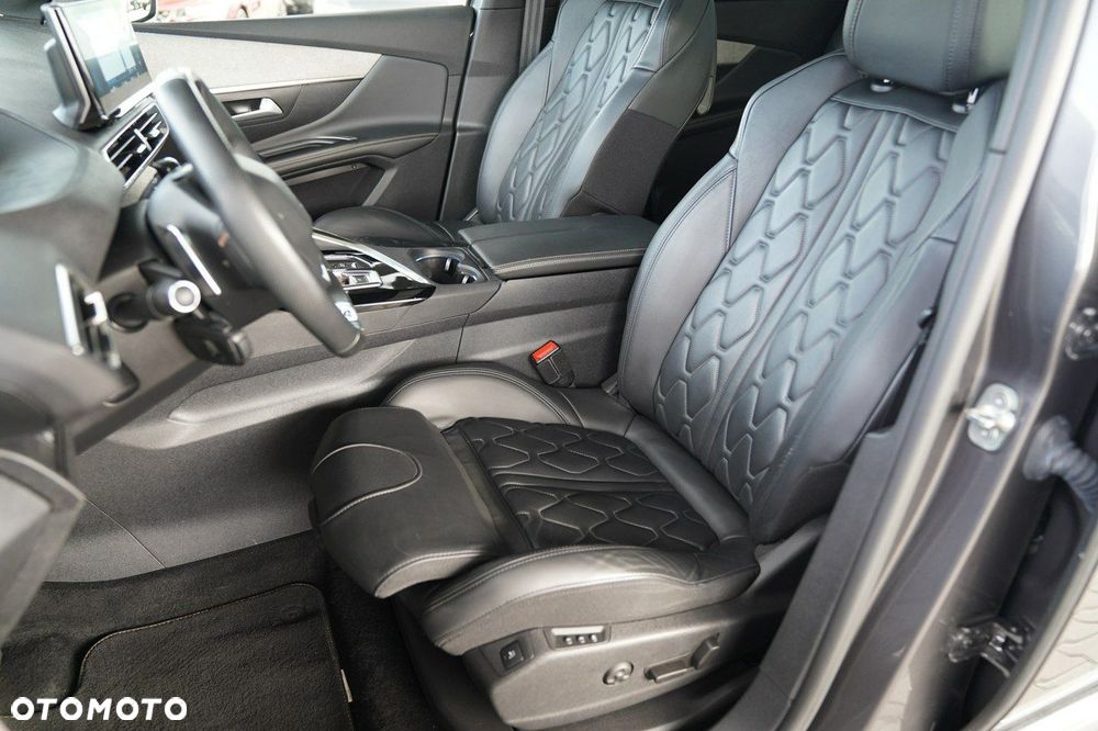 Peugeot 5008 - 22
