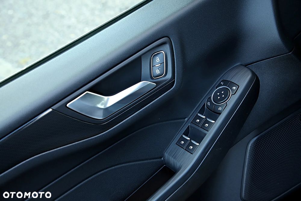 Ford Kuga 2.0 EcoBlue AWD ST-Line X - 18