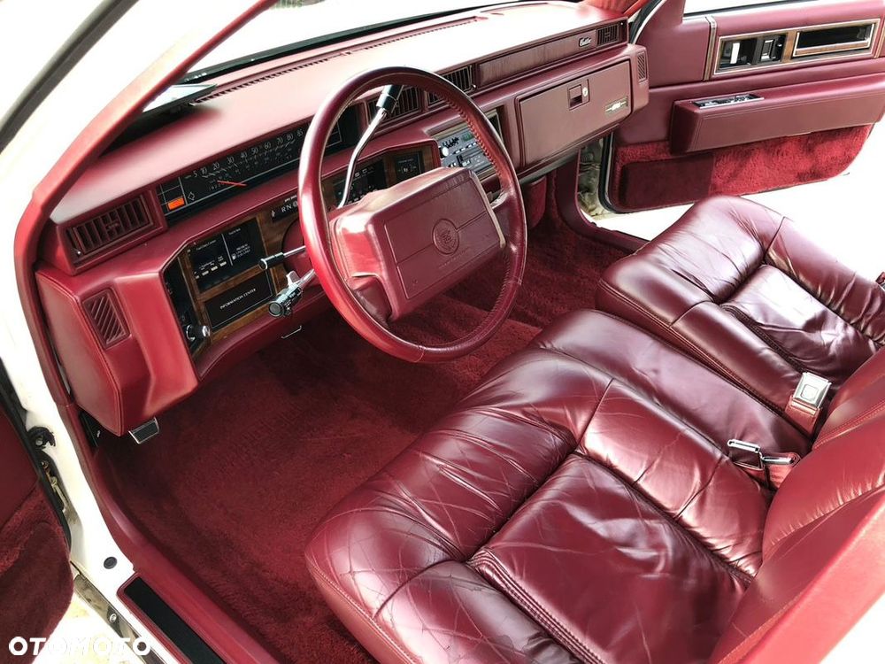 Cadillac Deville 4.9 STD - 4