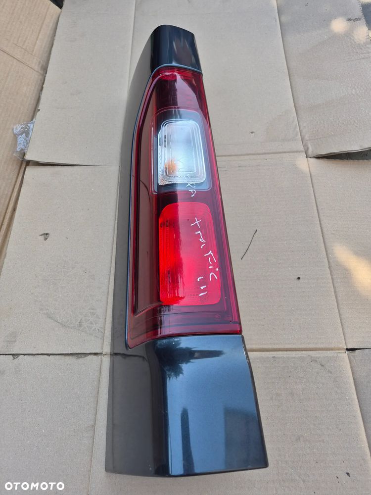 TRAFIC III VIVARO TALENTO LAMPY TYL - 6